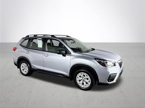 Used 2020 Subaru Forester w/ Alloy Wheel Package AWD/4WD image 4