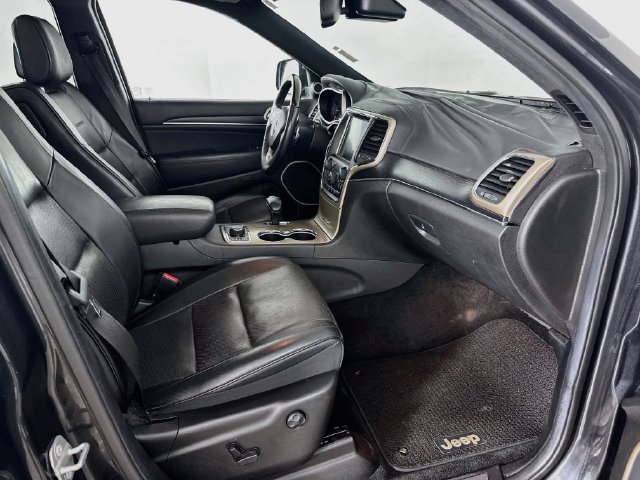 Used 2014 Jeep Grand Cherokee Summit AWD/4WD image 25