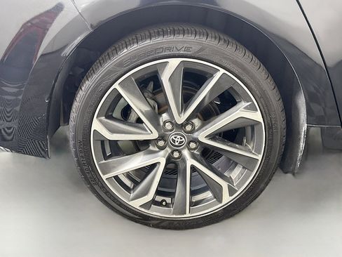 Used 2021 Toyota Corolla SE FWD image 32
