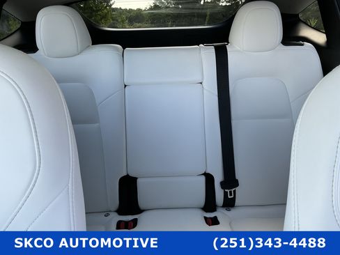 Used 2022 Tesla Model Y Performance AWD/4WD image 27