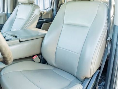 Used 2022 Ford F250 XL w/ Power Equipment Group image 18