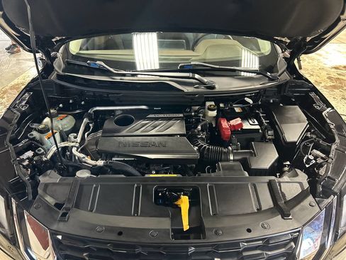 Used 2023 Nissan Rogue SV AWD/4WD image 11
