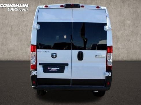 New 2024 RAM ProMaster 2500 w/ Convenience Group image 8