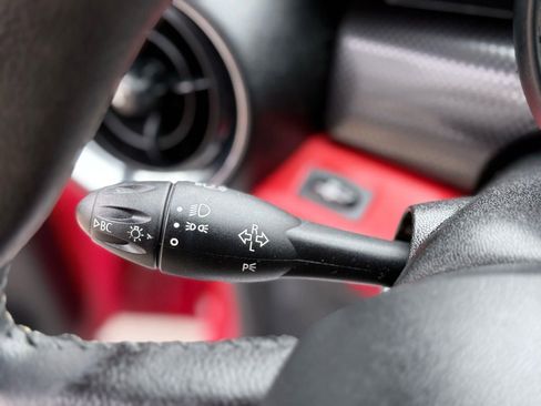 Used 2013 MINI Cooper Coupe S image 29