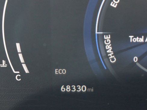 Used 2023 Lexus NX 350h AWD w/ Vision Package image 4