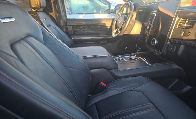 Used 2023 Ford Expedition Max Platinum AWD/4WD image 12