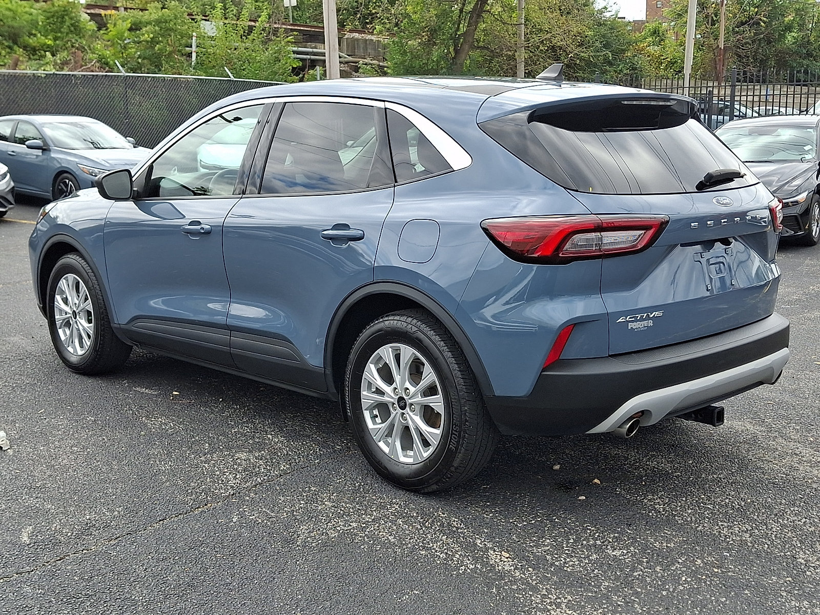 Used 2023 Ford Escape Active w/ Cold Weather Package FWD image 4