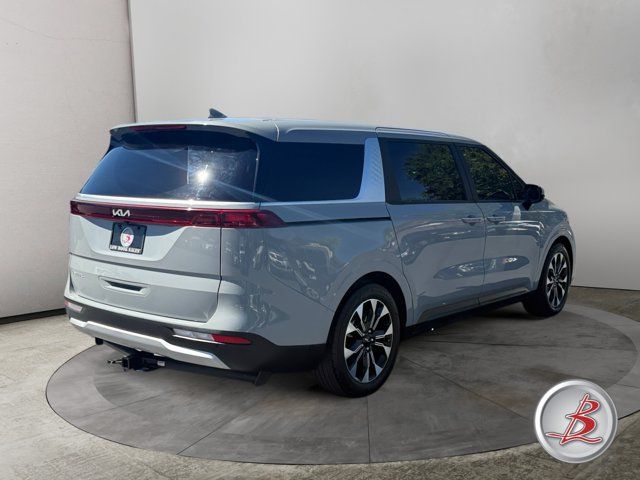 Used 2024 Kia Carnival EX FWD image 7