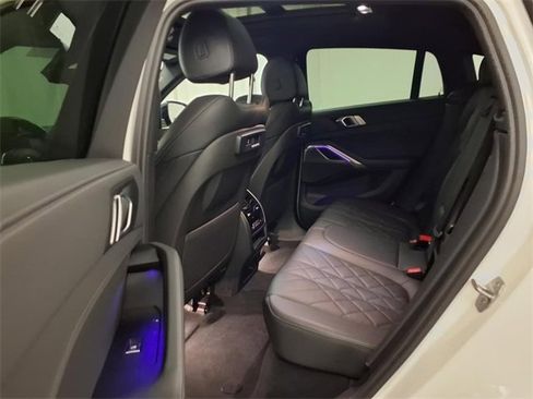 Certified 2023 BMW X6 xDrive40i w/ M Sport Package image 14
