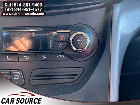 Used 2016 Ford C-MAX SE image 11