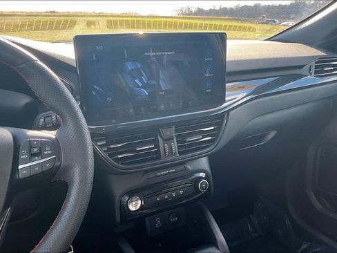 Used 2023 Ford Escape ST-Line Select w/ Tech Pack #2 image 6