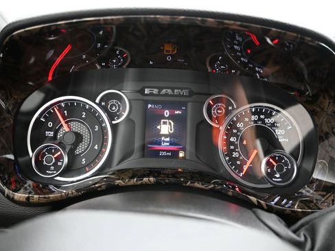 New 2026 RAM 2500 Big Horn AWD/4WD image 14