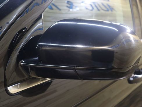 Used 2023 Ford Expedition XL image 13