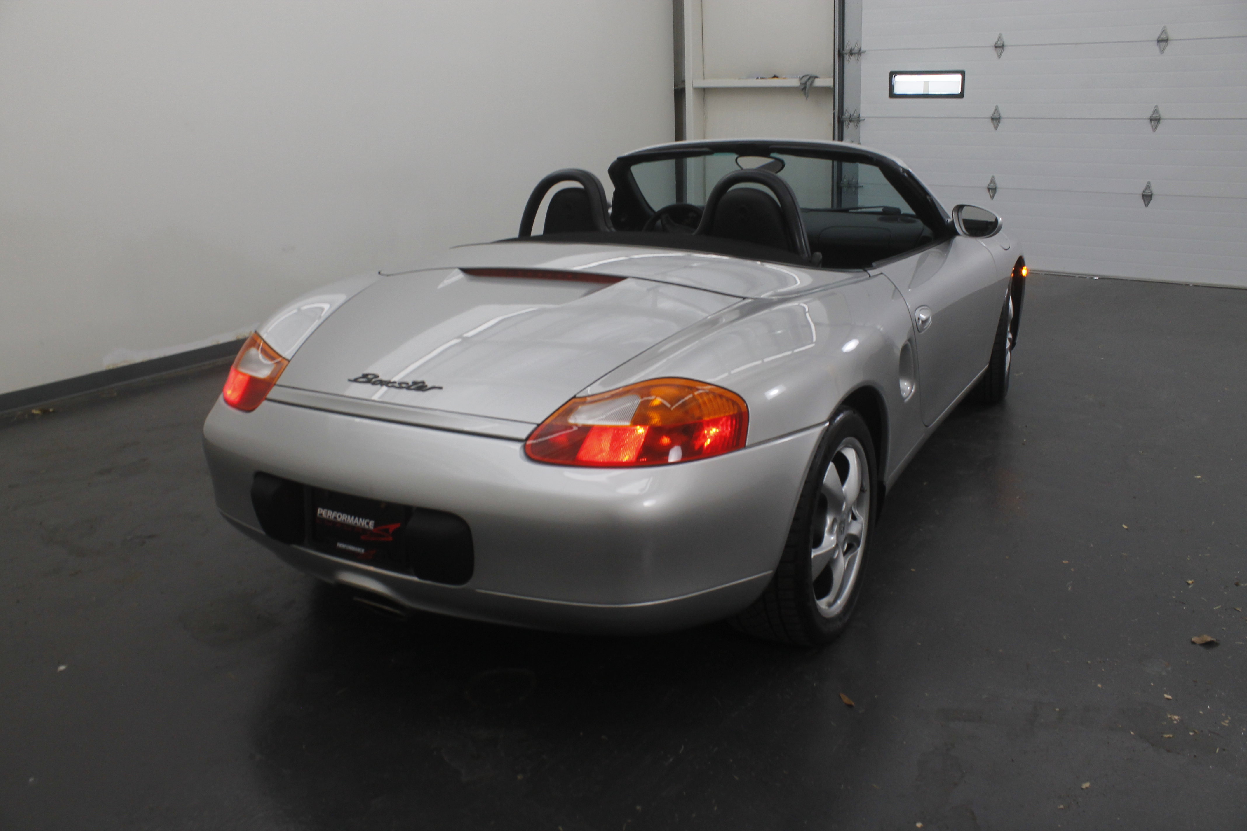 Used 2002 Porsche Boxster RWD image 4