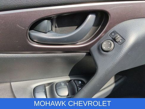 Used 2022 Nissan Rogue Sport S AWD/4WD image 22