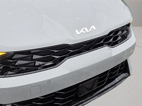 Used 2025 Kia K5 GT-Line w/ GT-Line Premium Package image 9
