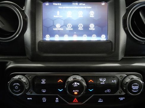 Used 2023 Jeep Wrangler Unlimited Sport AWD/4WD image 20