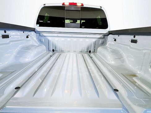 New 2025 Nissan Frontier PRO-4X image 23