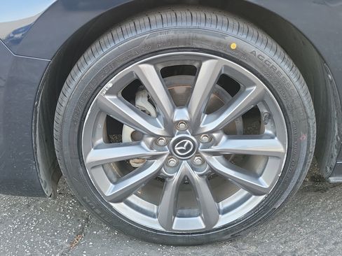 Used 2021 MAZDA MAZDA3 s image 26