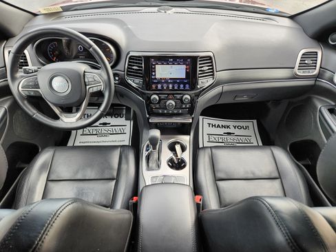 Used 2020 Jeep Grand Cherokee Limited w/ Luxury Group II image 15