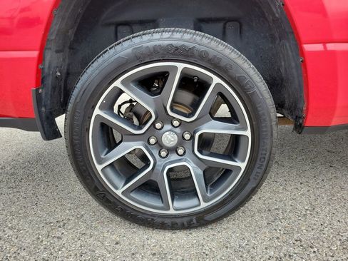 Used 2019 RAM 1500 Sport w/ Level 2 Equipment Group AWD/4WD image 5