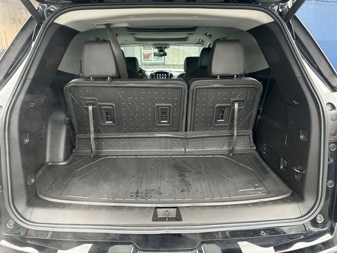 Used 2020 Chevrolet Traverse Premier image 24