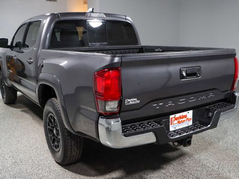 Used 2021 Toyota Tacoma SR5 image 9