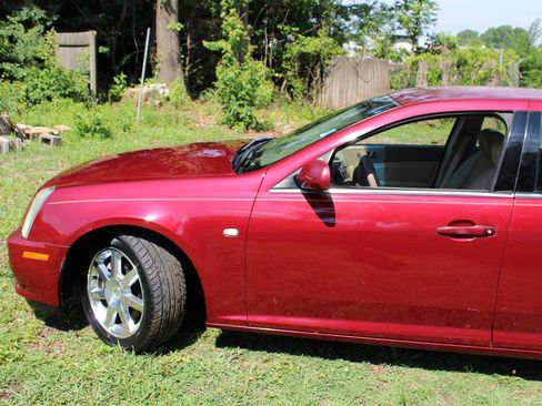 Used 2005 Cadillac STS w/ Preferred Equipment Group RWD image 11