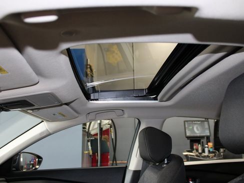 Used 2025 Honda Accord SE image 35