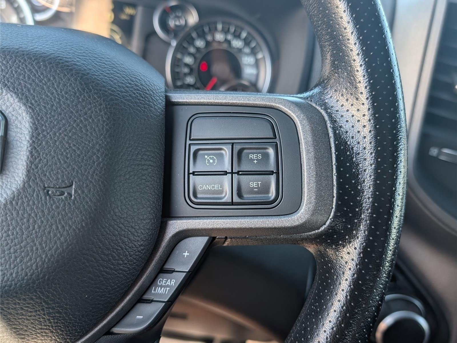 Used 2022 RAM 2500 Tradesman AWD/4WD image 22