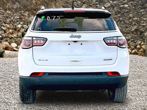 Used 2018 Jeep Compass Latitude w/ Popular Equipment Group image 4