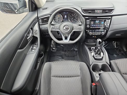 Certified 2019 Nissan Rogue SV AWD/4WD image 11