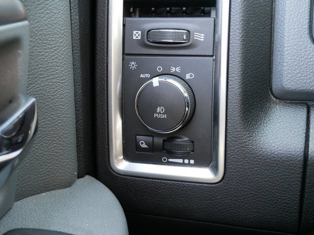 Used 2020 RAM 1500 Warlock w/ Electronics Group AWD/4WD image 25