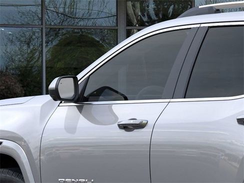 New 2026 GMC Terrain Denali w/ LPO, Floor Liner Package image 12