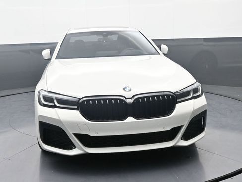 Used 2023 BMW 530i xDrive w/ M Sport Package AWD/4WD image 2