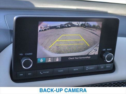 Used 2024 Honda HR-V LX image 18