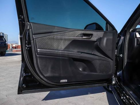 Used 2025 Toyota Camry XLE FWD image 20