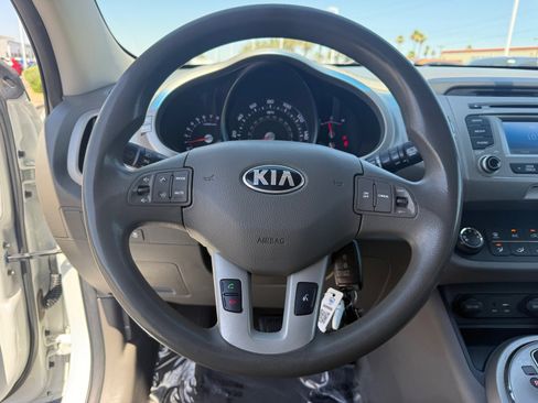 Used 2016 Kia Sportage LX w/ Option Group 017 FWD image 13