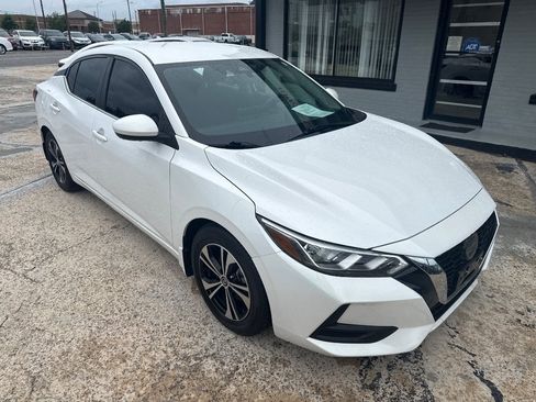Used 2021 Nissan Sentra SV FWD image 2