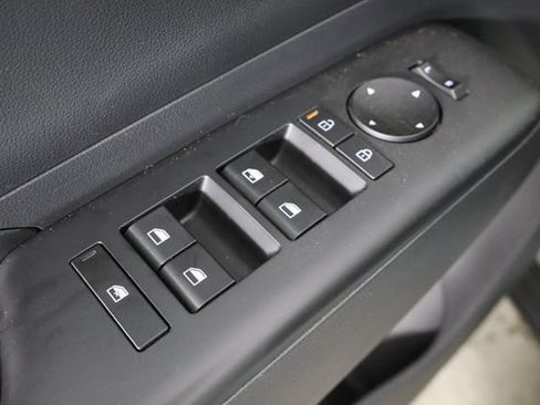 Used 2024 Hyundai Kona SEL AWD/4WD image 20