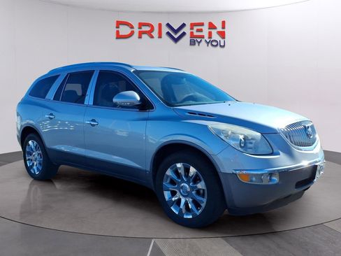 Used 2010 Buick Enclave CXL w/ Trailering Provision Package image 6