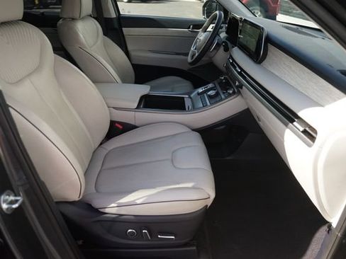 Used 2023 Hyundai Palisade Calligraphy FWD image 21