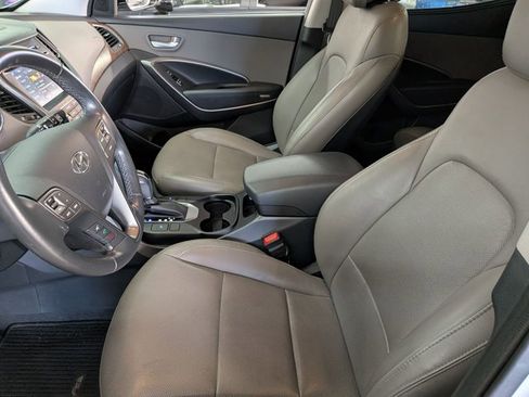 Used 2018 Hyundai Santa Fe Sport FWD image 10