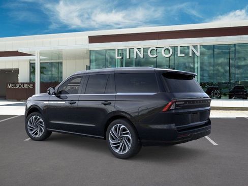 New 2026 Lincoln Navigator Reserve AWD/4WD image 4