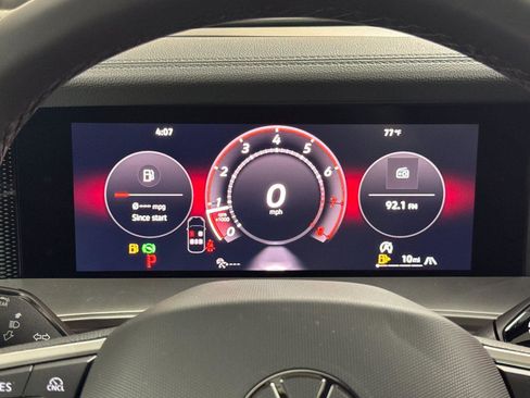New 2026 Volkswagen Tiguan SE R-Line AWD/4WD image 23