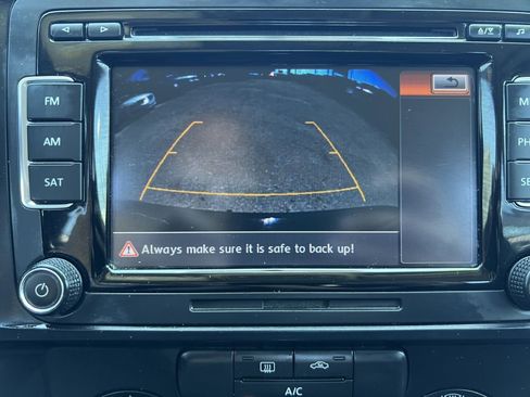 Used 2015 Volkswagen Jetta S w/ Welcome Package image 16