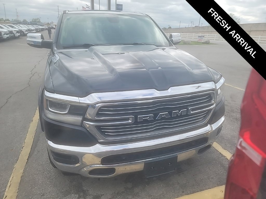 Used 2019 RAM 1500 Laramie AWD/4WD image 2