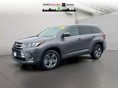 Used 2017 Toyota Highlander Limited Platinum w/ Carpet Mat Package
