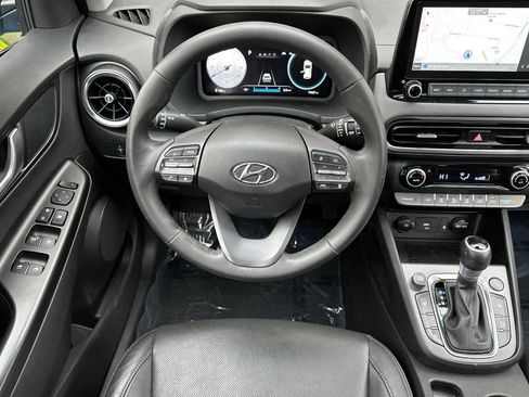 Used 2022 Hyundai Kona Limited w/ Cargo Package image 14