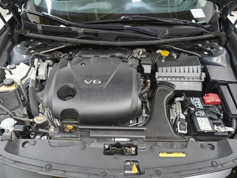 Used 2023 Nissan Maxima SL FWD image 28
